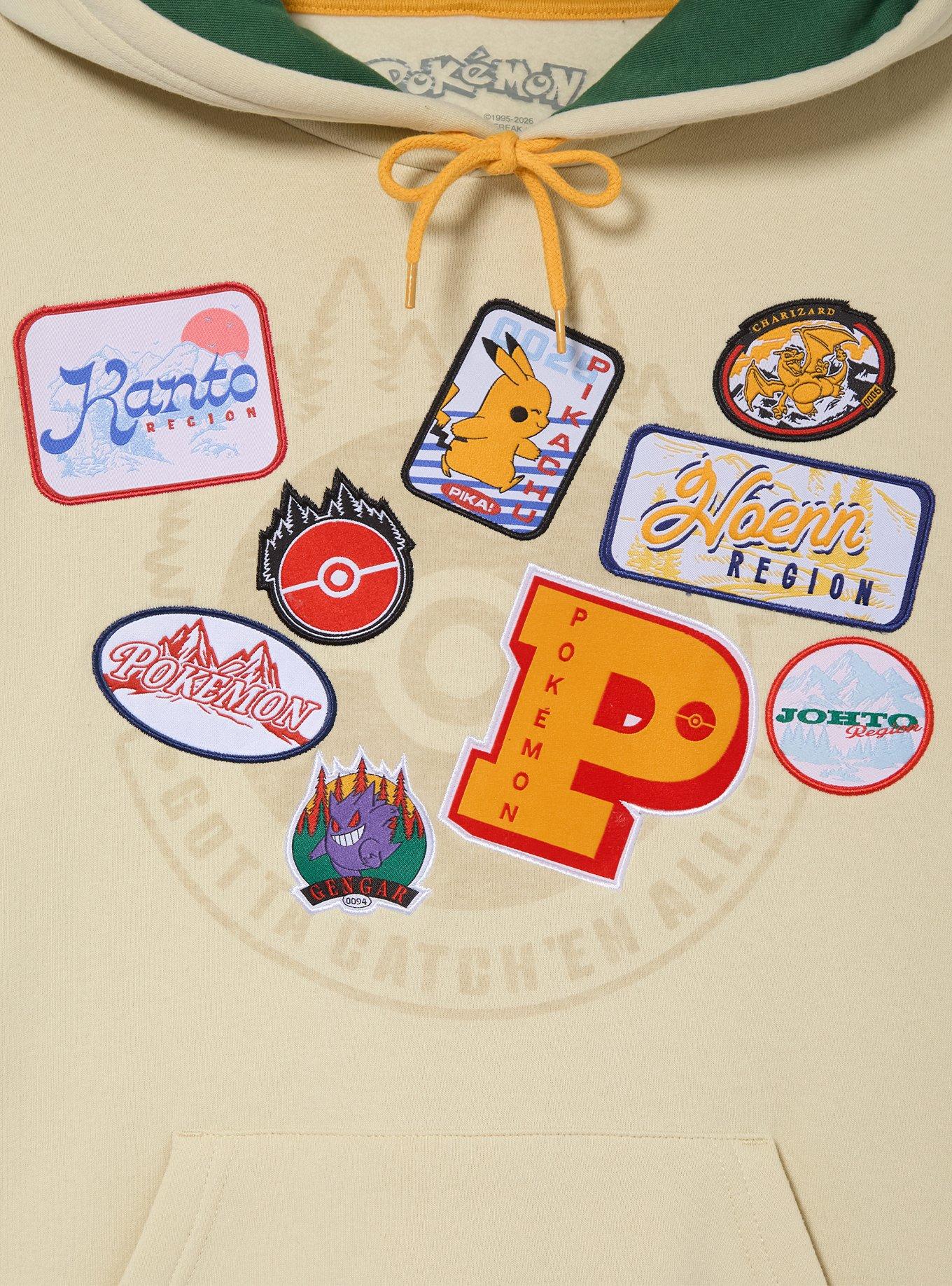 Polerón con insignias bordadas de Pokémon
