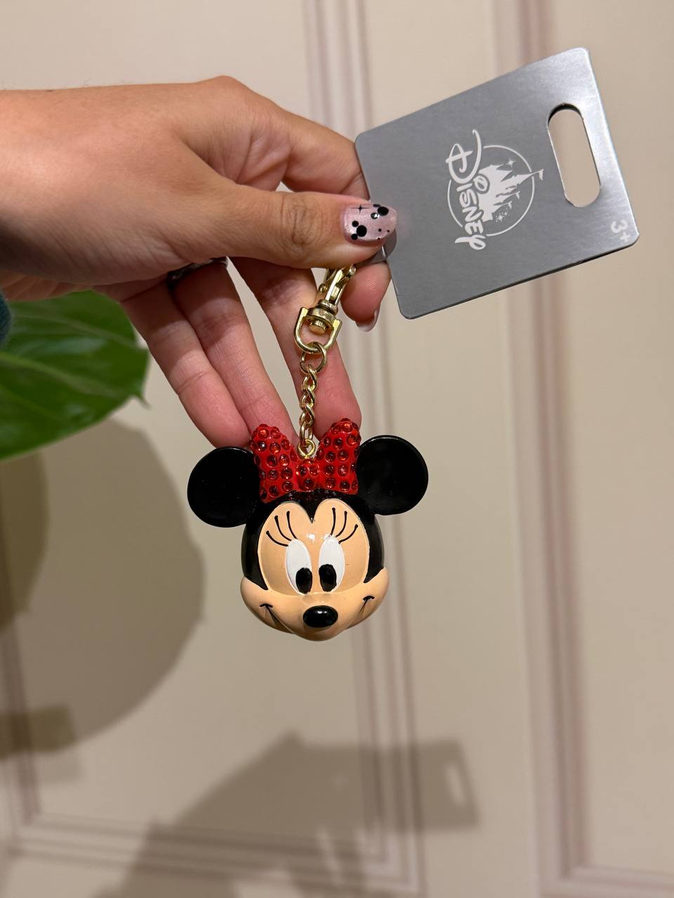 Llavero Minnie con Lazo Rojo