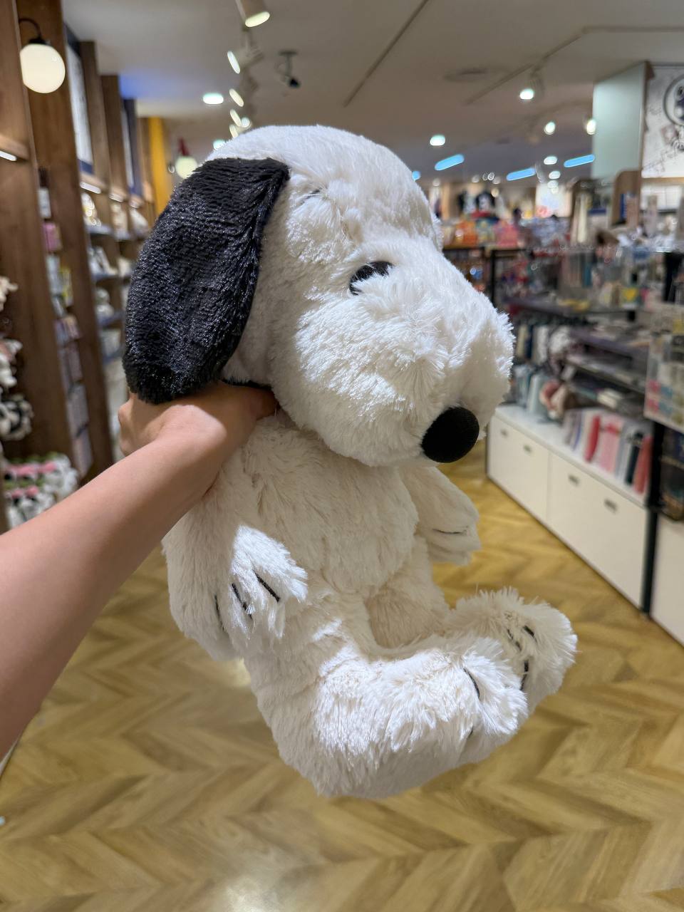 Peluche Snoopy Blanco con Orejas Negras