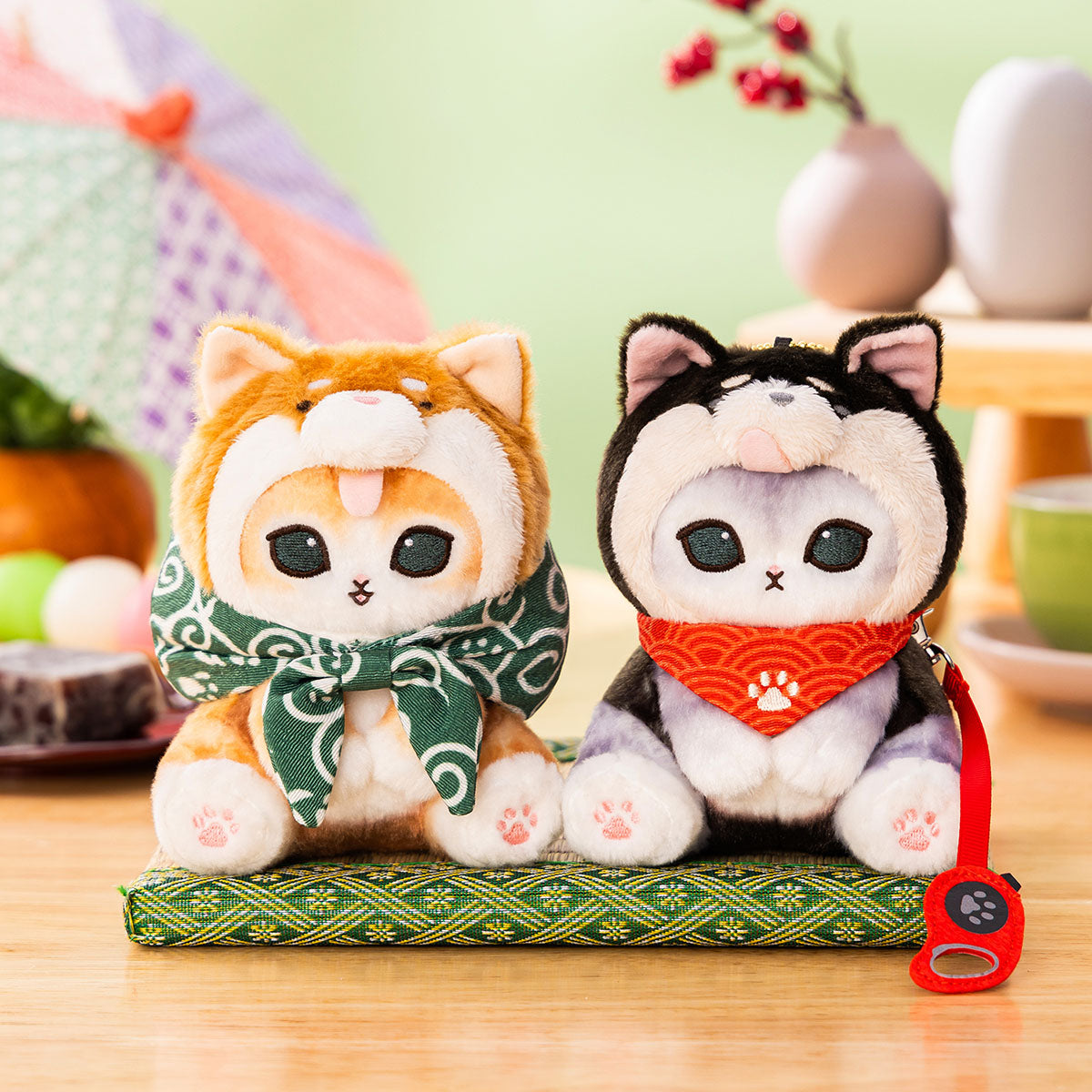 Llavero mofusand de gato Shiba Inu negro