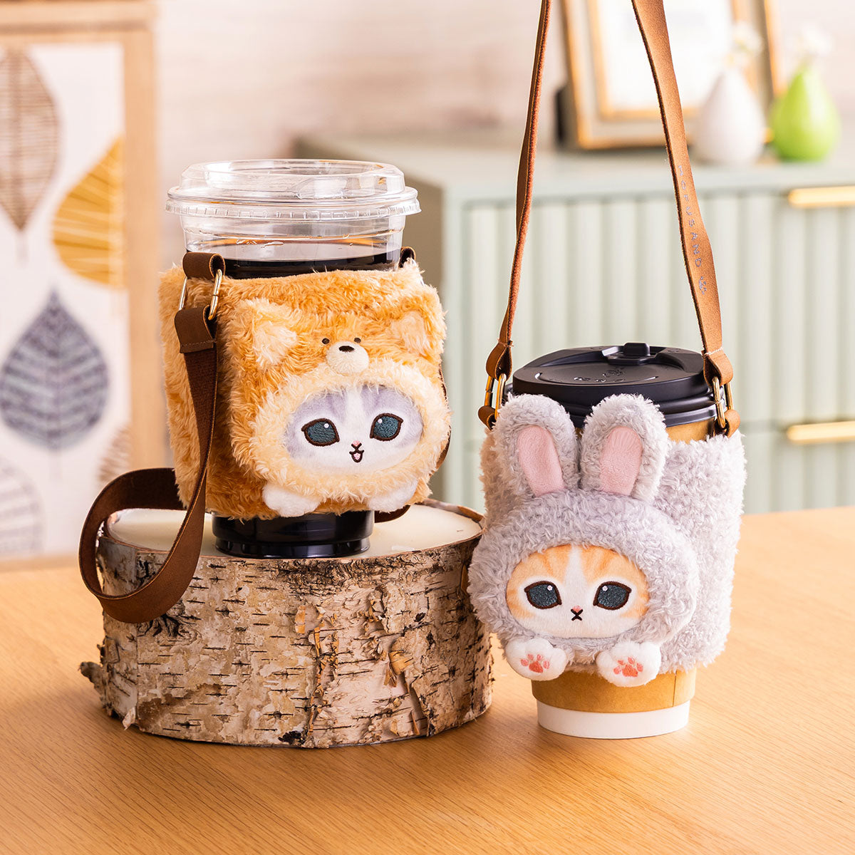Mofusand WOODLANDS Porta bebidas con gatito conejo