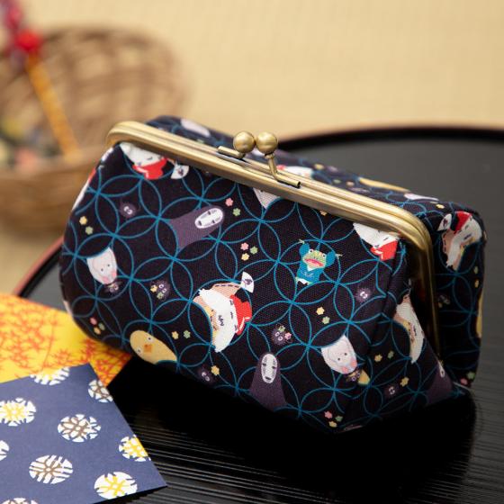 Estuche con fuelle Spirited Away: Dioses y Konpeito