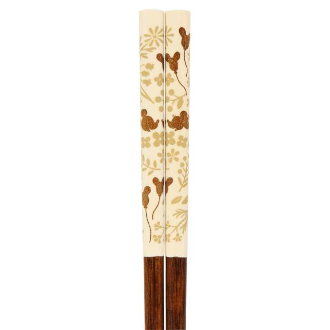 Palitos de madera de Mickey y Minnie