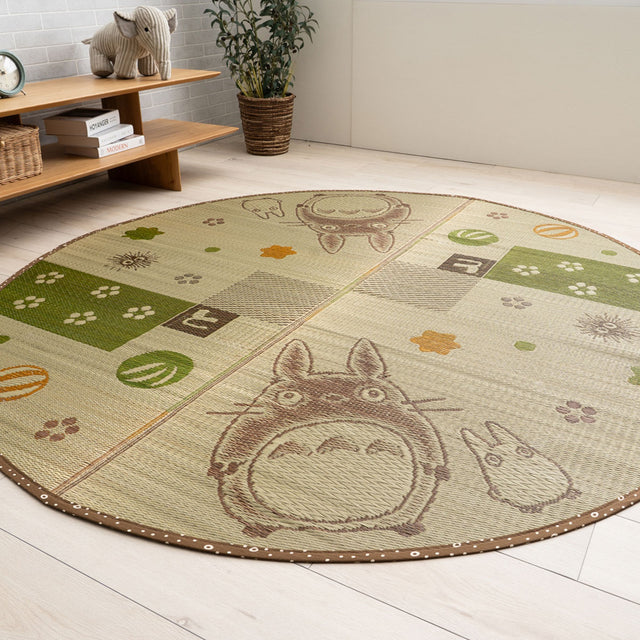 Alfombra redonda de Totoro en junco, 176 cm
