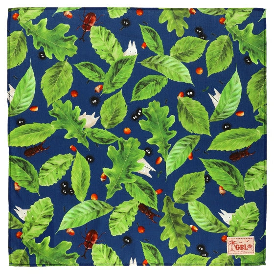 Pañuelo hawaiano My Neighbor Totoro: bellotas y hojas