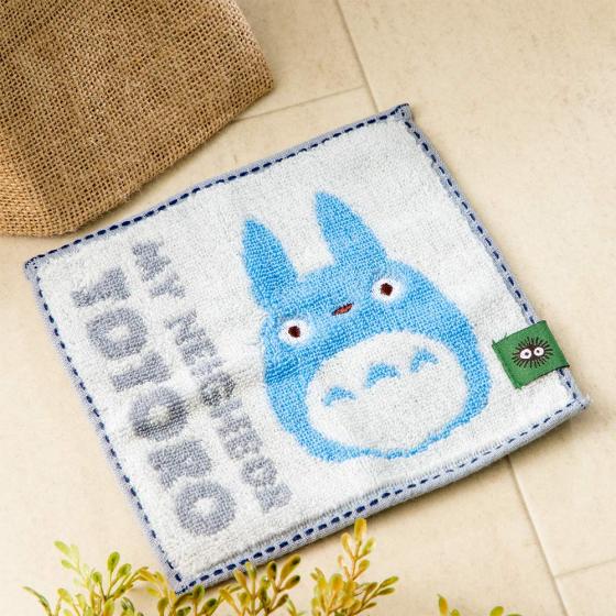 Toalla mini Mi vecino Totoro - Totoro mediano
