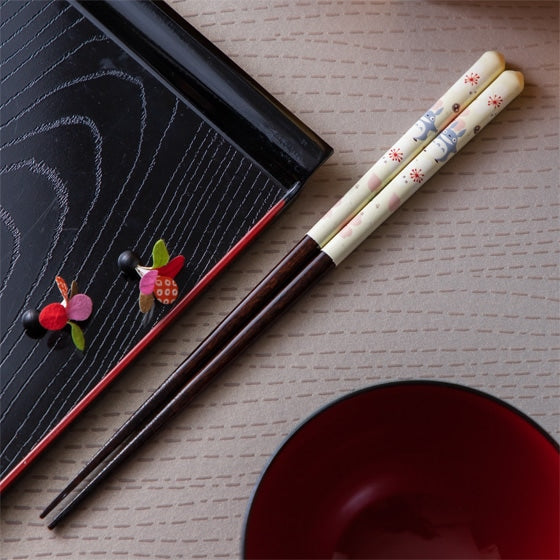 Palitos de Totoro con diseño de sakura 23 cm