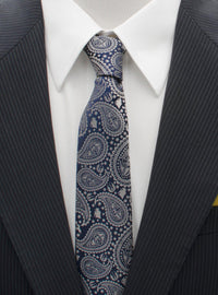 Corbata Star Wars de Yoda con paisley azul marino