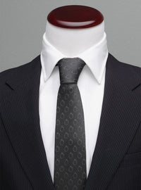 Corbata gris de Star Wars con el Halcón Milenario