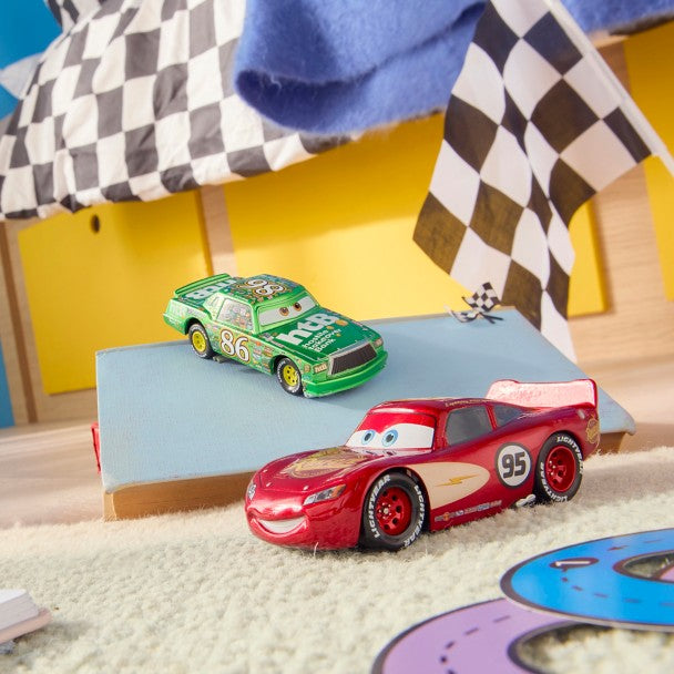 Set de 2 autos metálicos de Cars