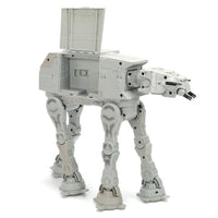 Figura AT-AT a control remoto de Star Wars