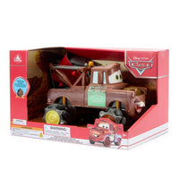 Auto a control remoto con luces de Tow Mater – Cars
