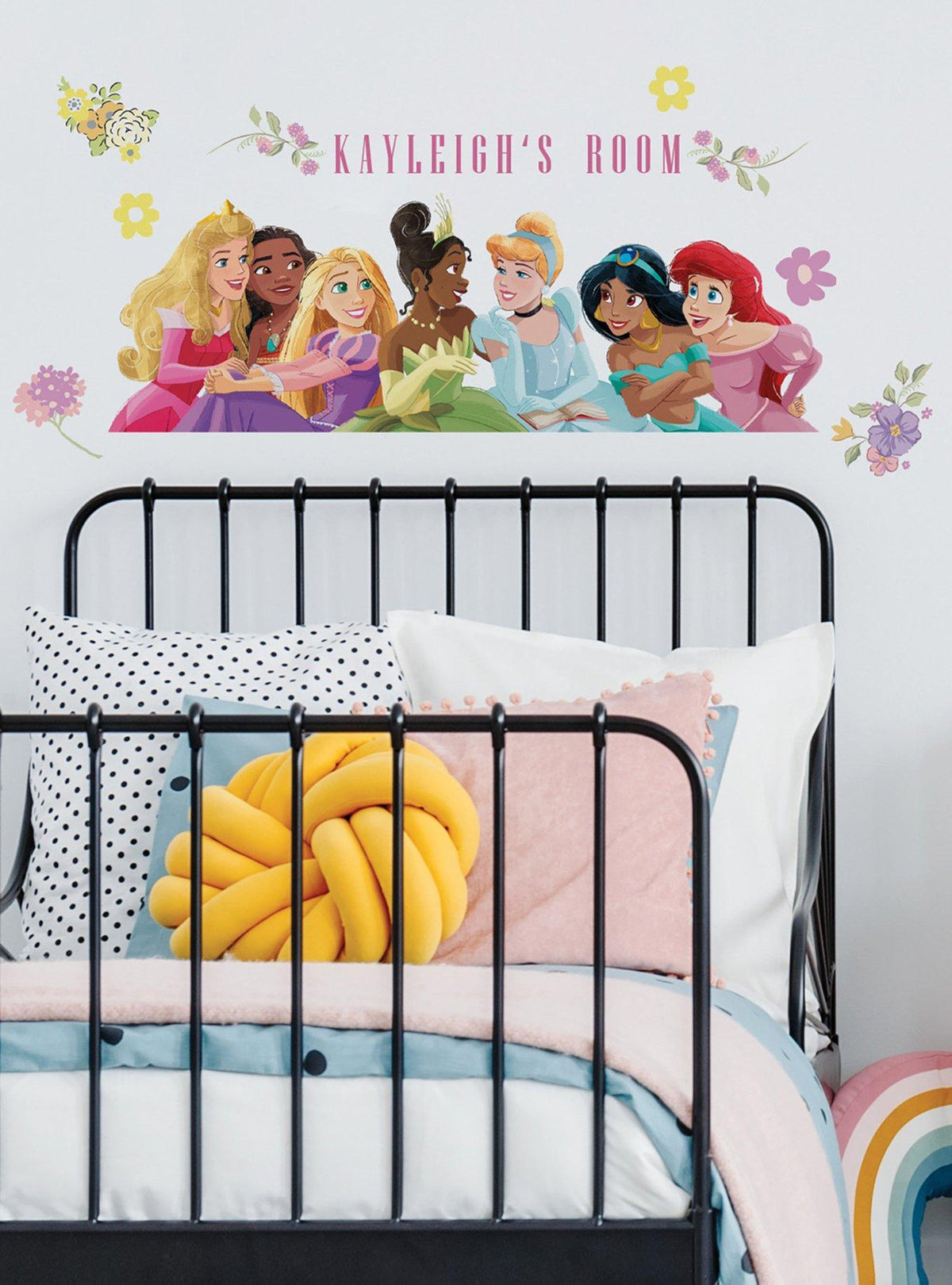 Adhesivo mural gigante de Princesas Disney con alfabeto