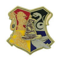 Pin giratorio del escudo de Hogwarts