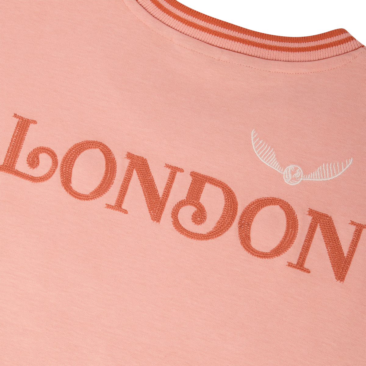 Polera QQS London de Quidditch