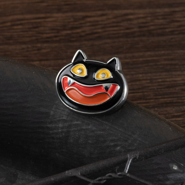 Pin My Neighbor Totoro: gato de apertura