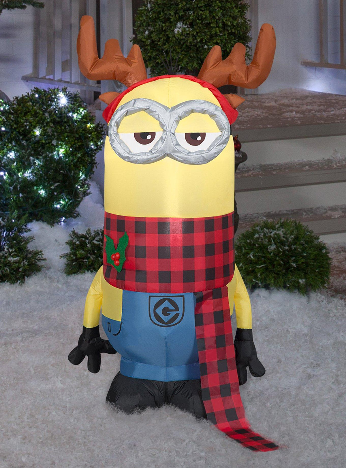 Minion Kevin inflable con astas y bufanda