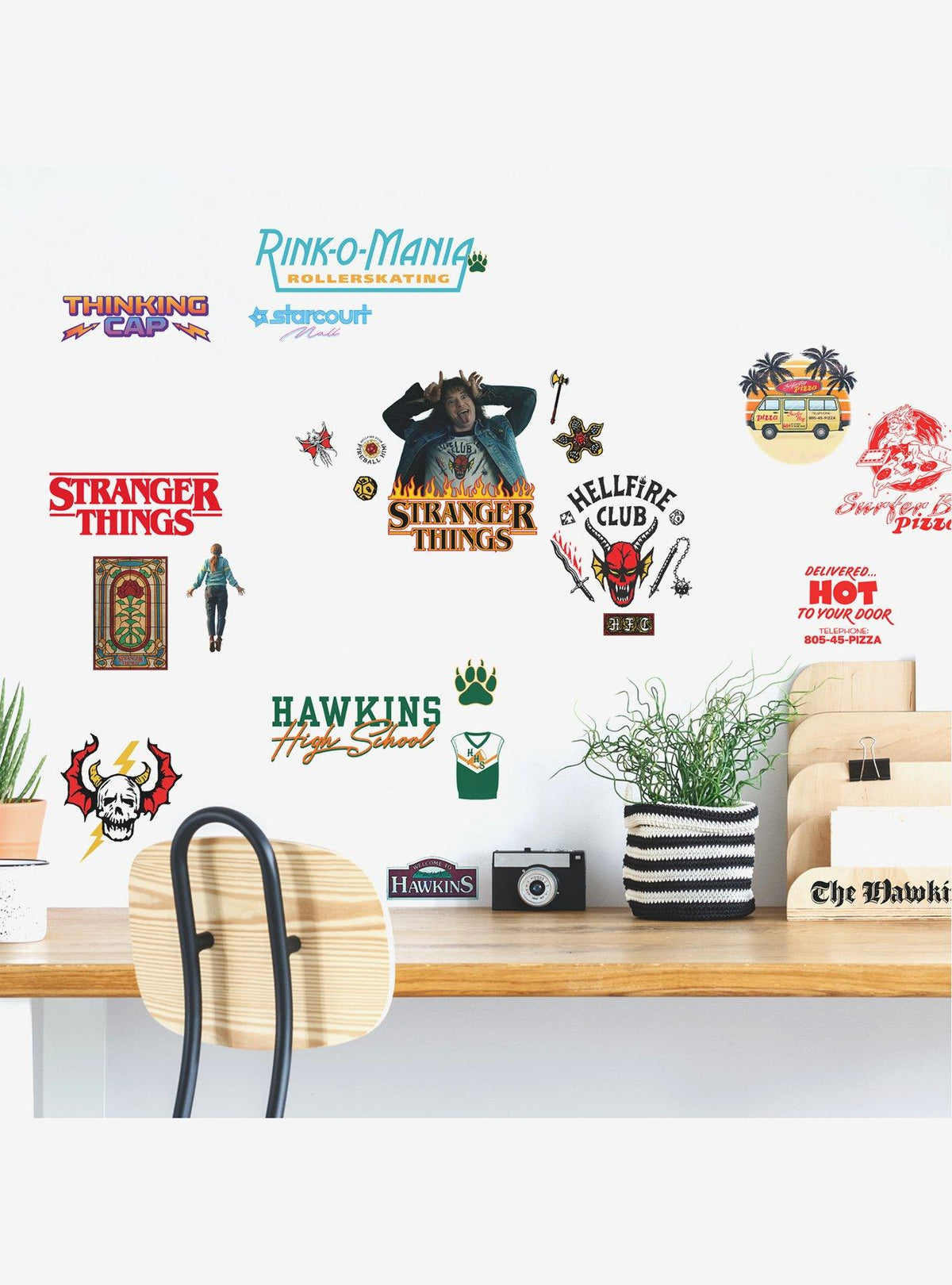 Stickers murales Stranger Things: íconos de temporada 4