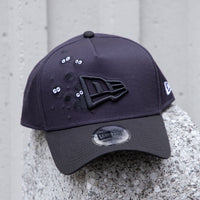 Gorra New Era 9FORTY A-Frame Mi vecino Totoro, azul marino y negro