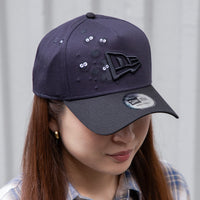 Gorra New Era 9FORTY A-Frame Mi vecino Totoro, azul marino y negro