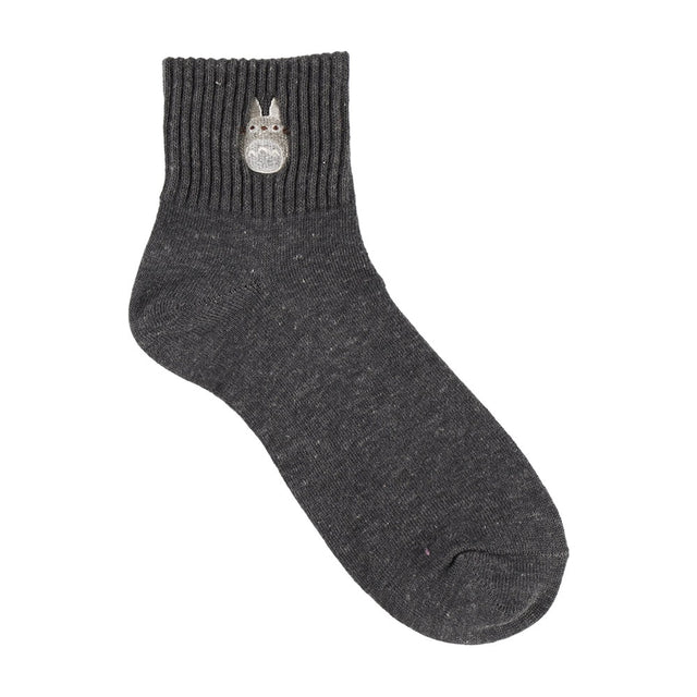Calcetines cortos acanalados bordados de Totoro