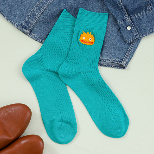 Calcetines acanalados con bordado de Calcifer