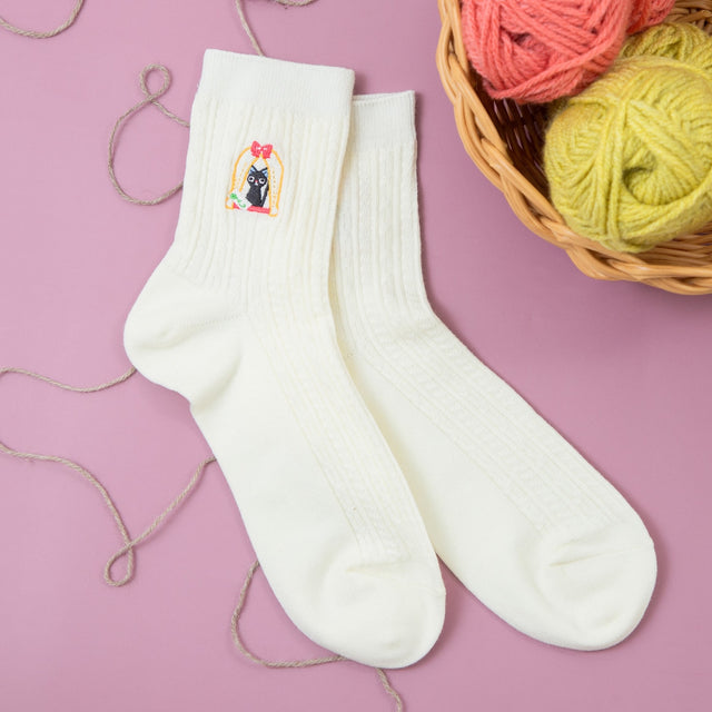 Calcetines Kiki's Delivery Service con bordado de Jiji