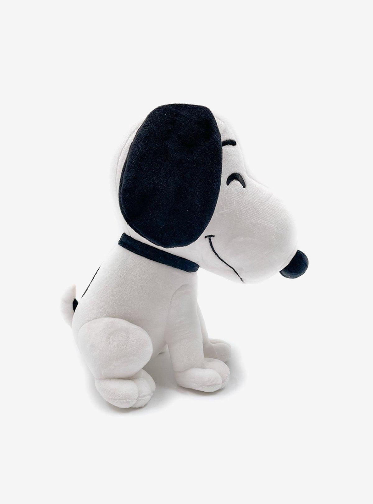 Peluche de Snoopy sentado