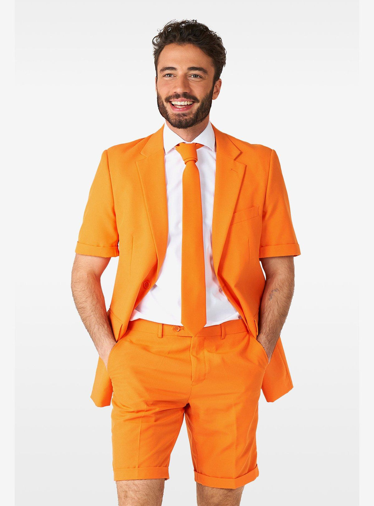 Traje de verano naranja con short