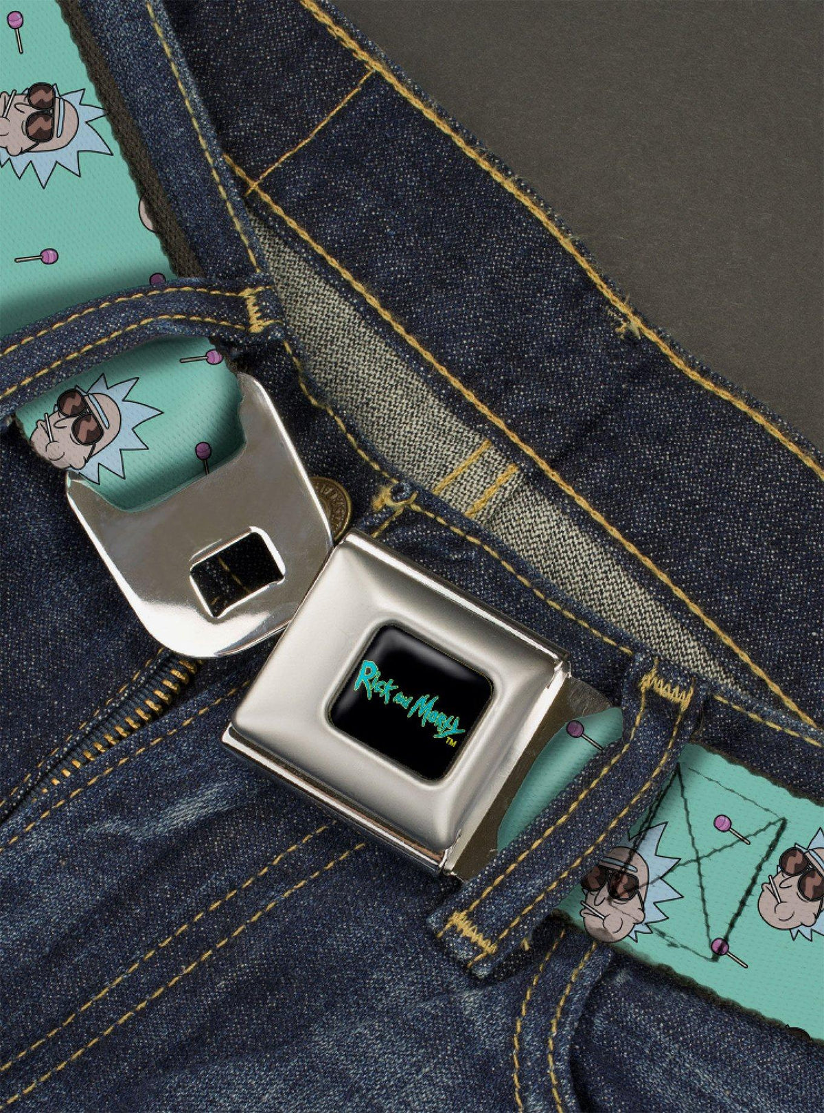 Cinturón turquesa Rick con chupetín de Rick and Morty