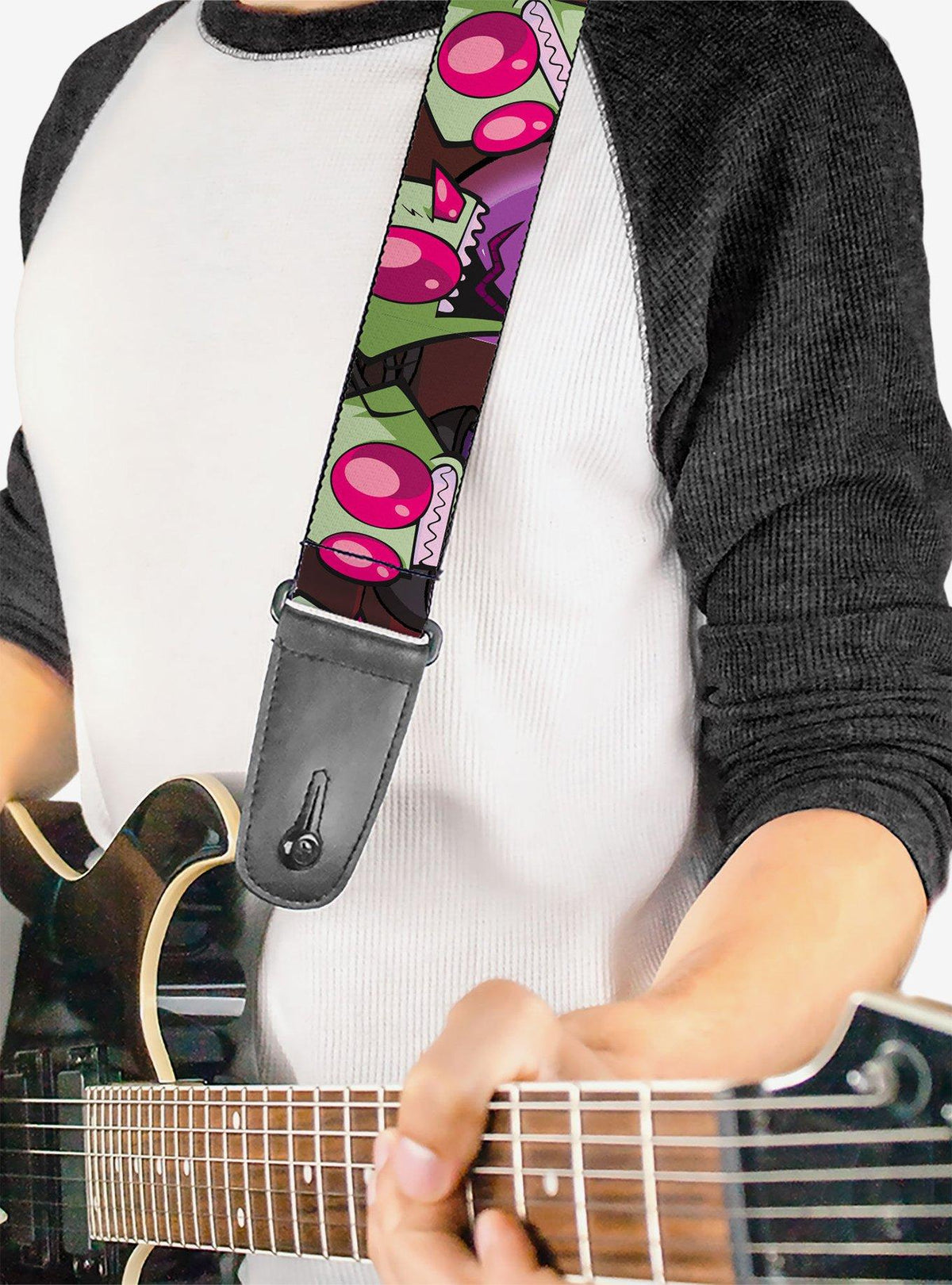 Correa para guitarra Invader Zim: poses en primer plano