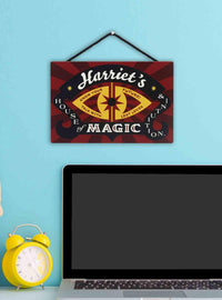 Letrero de madera Haunted Mansion: Harriet's House of Magic