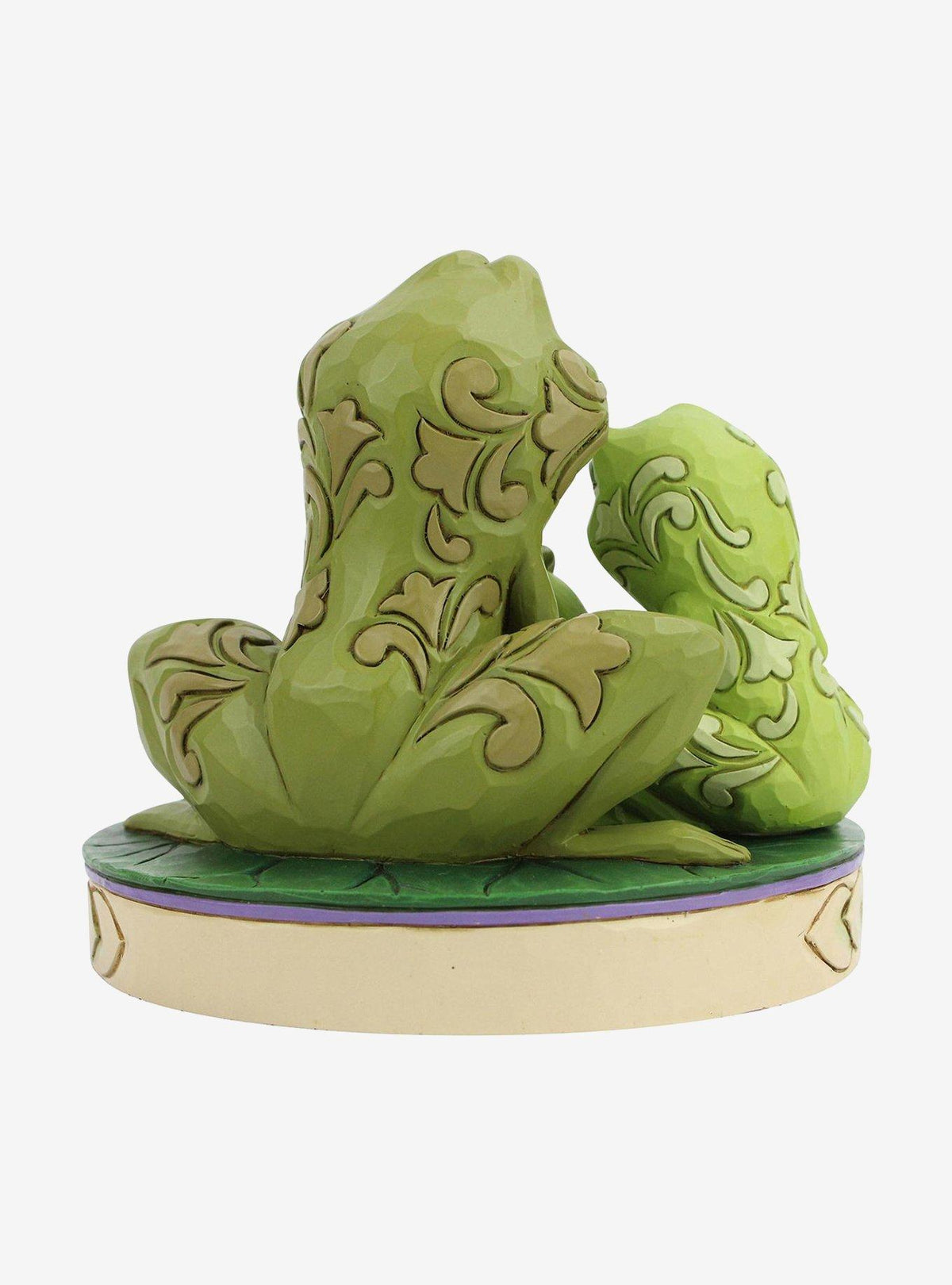 Figura de Tiana y Naveen convertidos en ranas