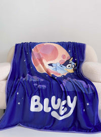 Manta Micro Raschel Bluey Sobre la Luna