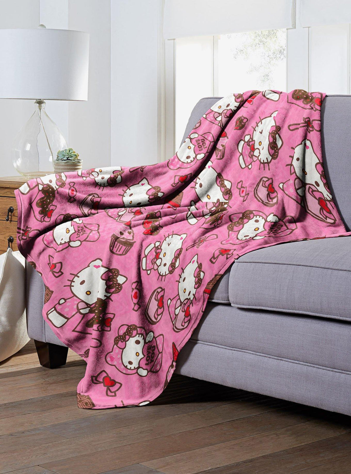 Manta Hello Kitty Love You Much de tacto sedoso