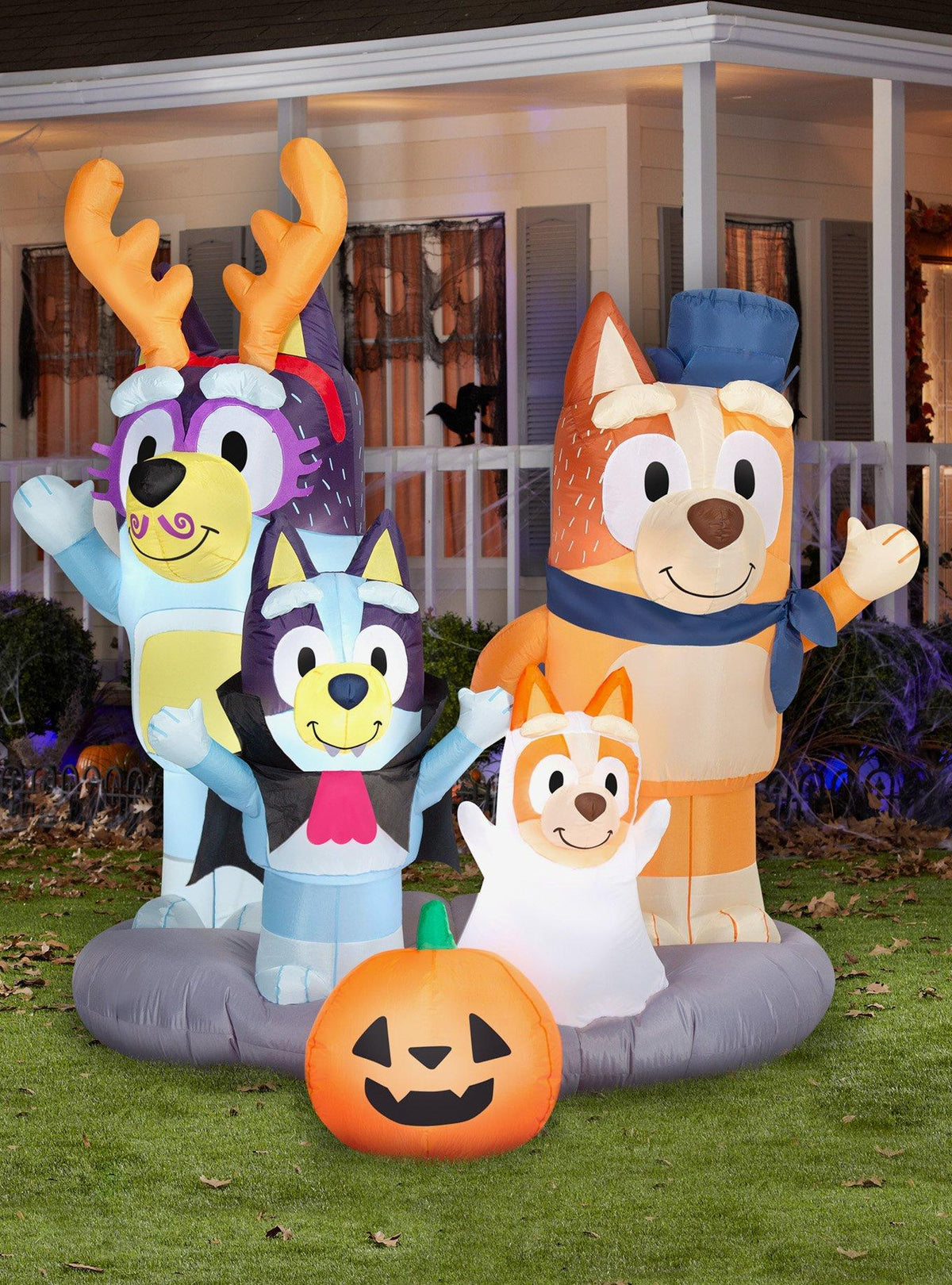 Decoración inflable de Halloween de Bluey y su familia
