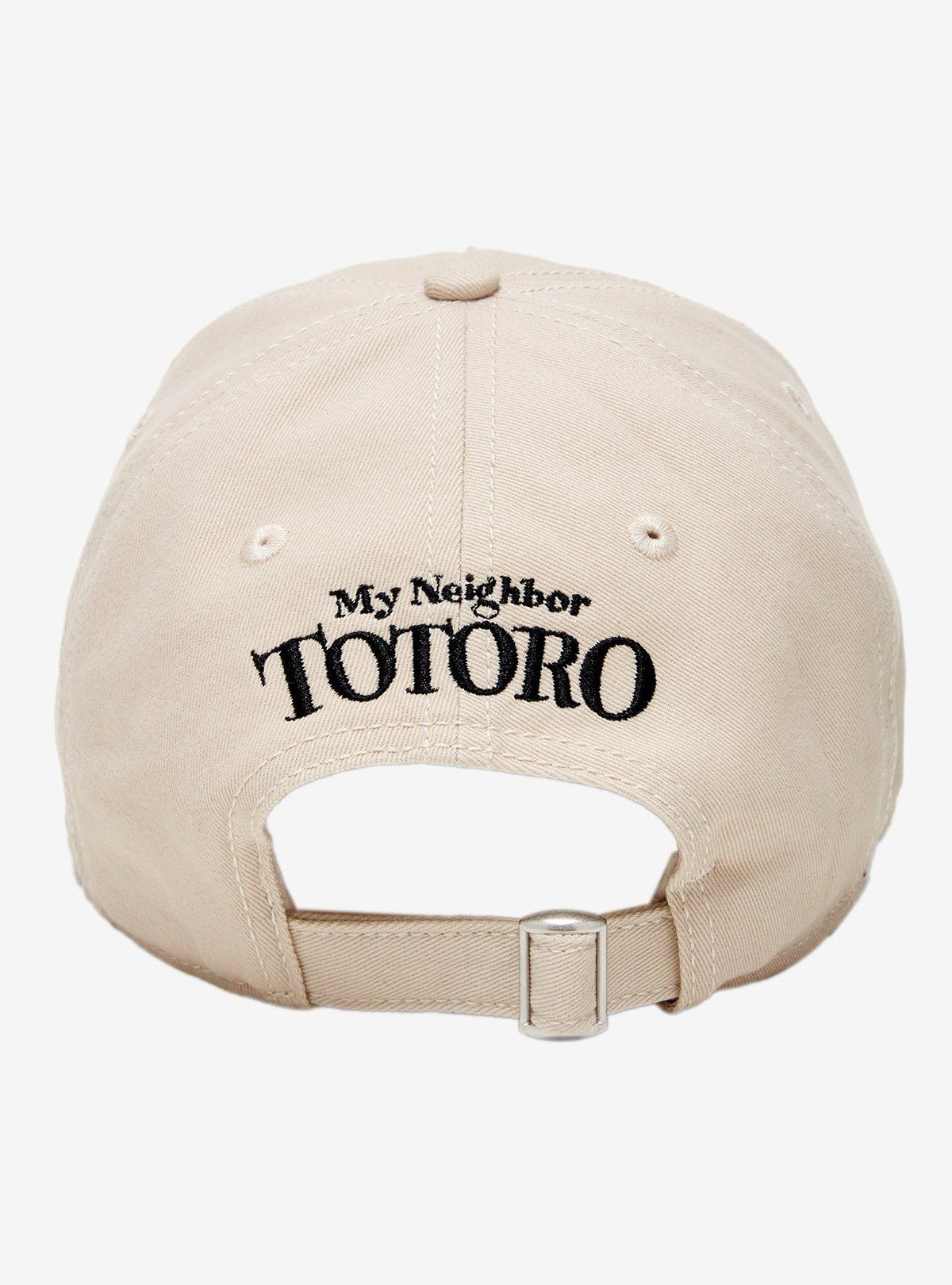 Gorra beige Mi vecino Totoro con flores de cerezo
