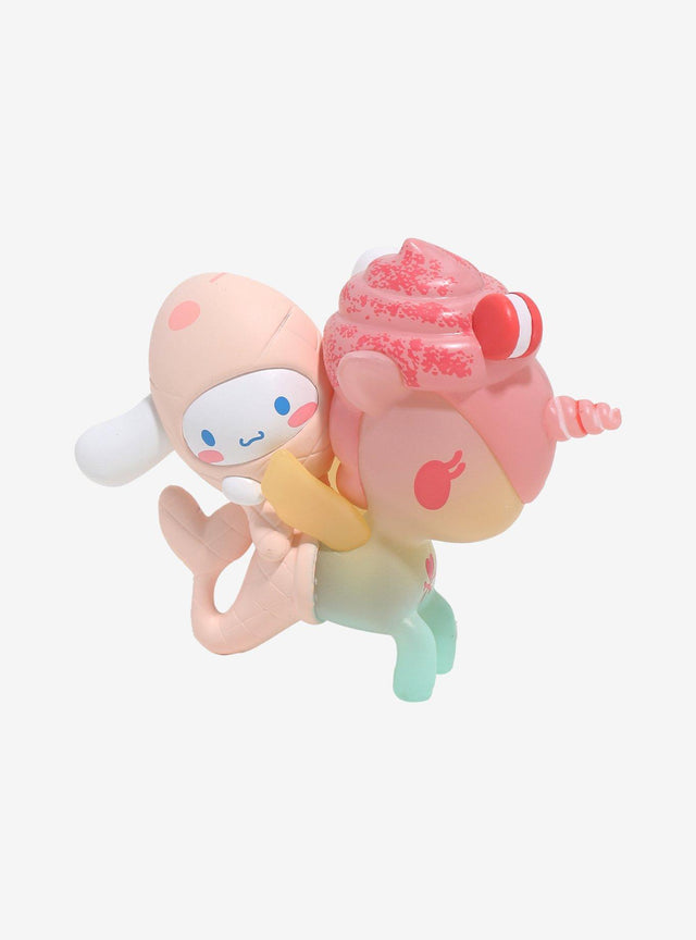 Figura Cinnamoroll Sweet Treats de tokidoki x Sanrio