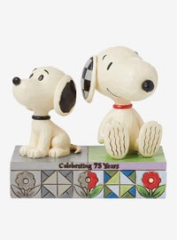 Figura Snoopy de los años 50 y actual, Jim Shore