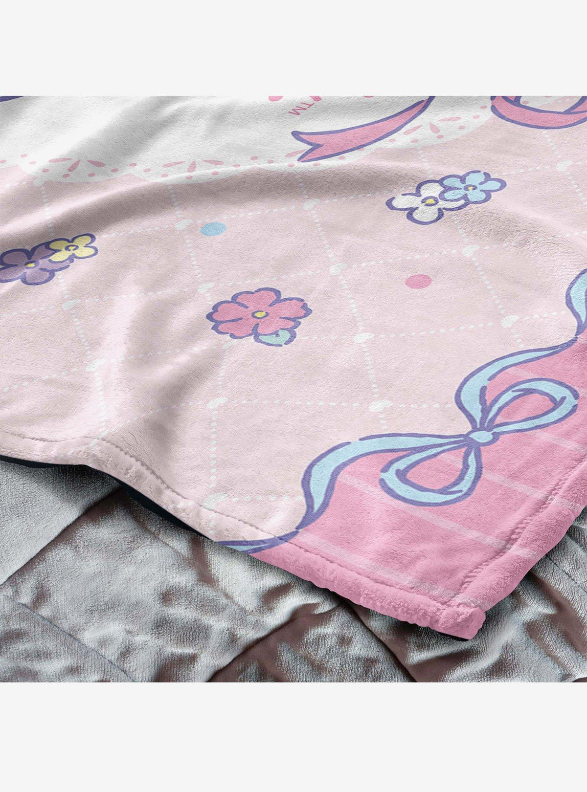Manta floral My Melody y Kuromi