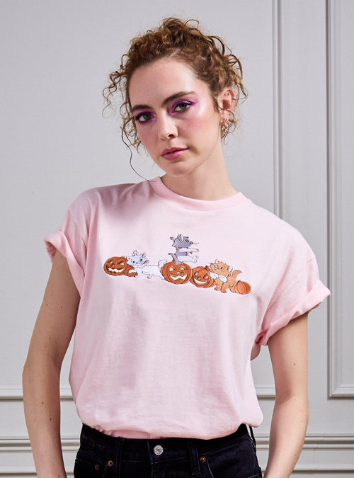 Polera femenina bordada The Aristocats con gatitos y calabazas