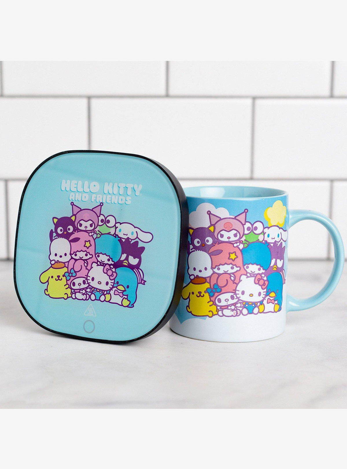 Calentador de tazas Hello Kitty and Friends con taza de 12 oz