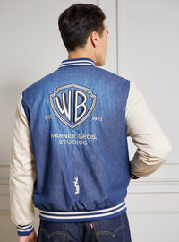 Chaqueta varsity de mezclilla Warner Bros.