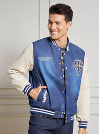 Chaqueta varsity de mezclilla Warner Bros.