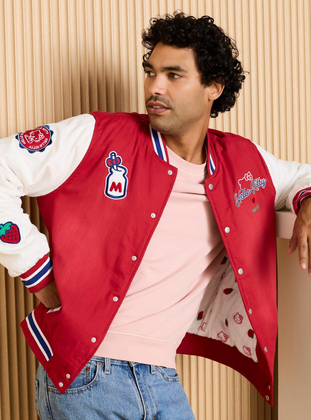 Chaqueta universitaria de mezclilla Sanrio