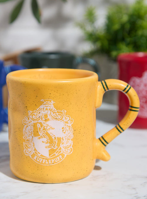 Taza con asa de bufanda Hufflepuff de Harry Potter