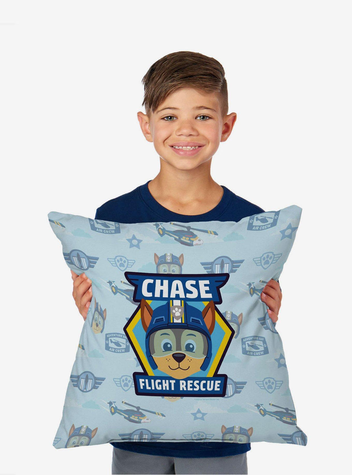 Cojín Paw Patrol con diseño de insignias de Chase