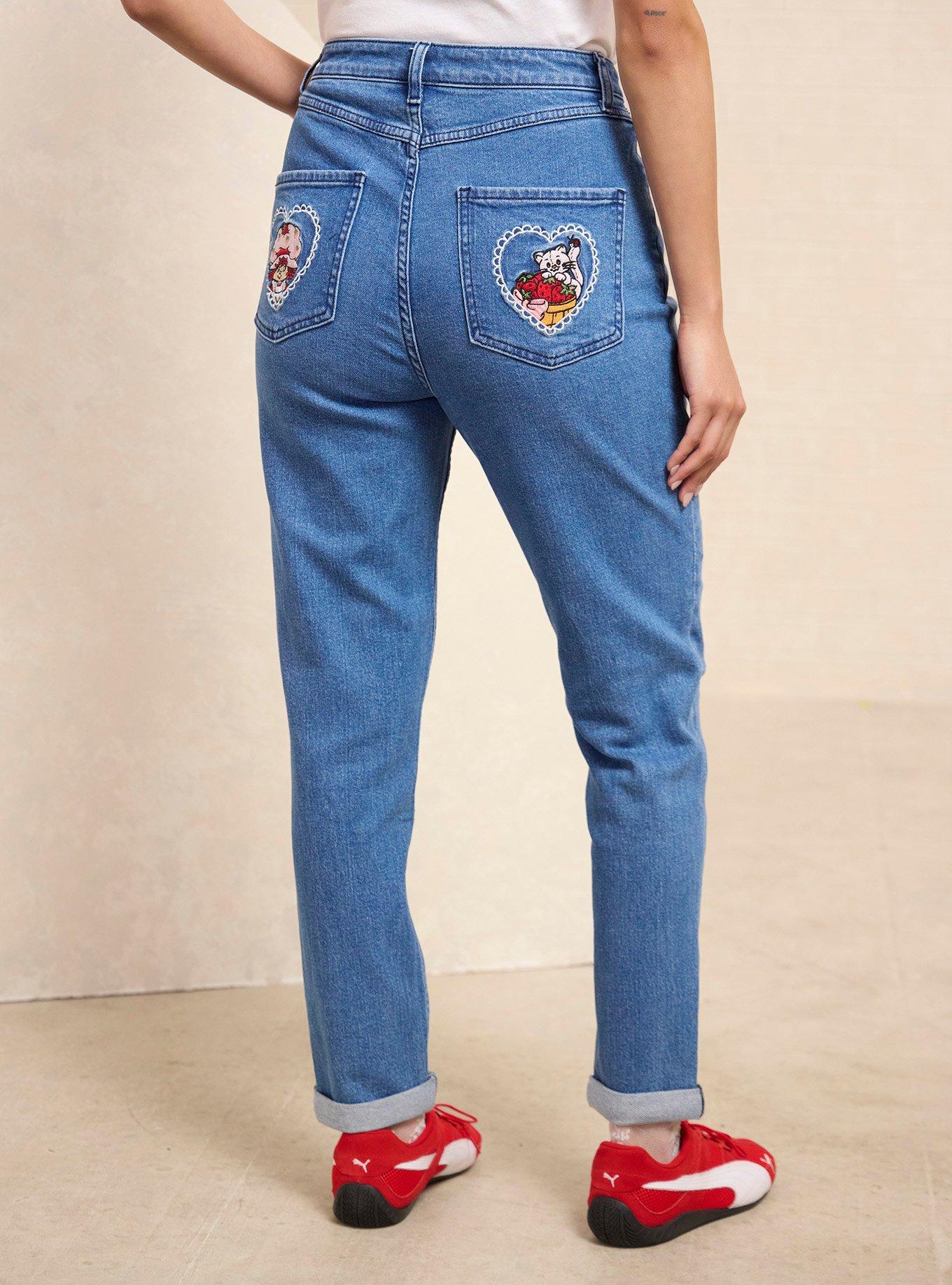 Jeans mom de tiro alto Strawberry Shortcake