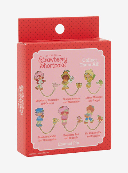 Pin esmaltado sorpresa de Strawberry Shortcake