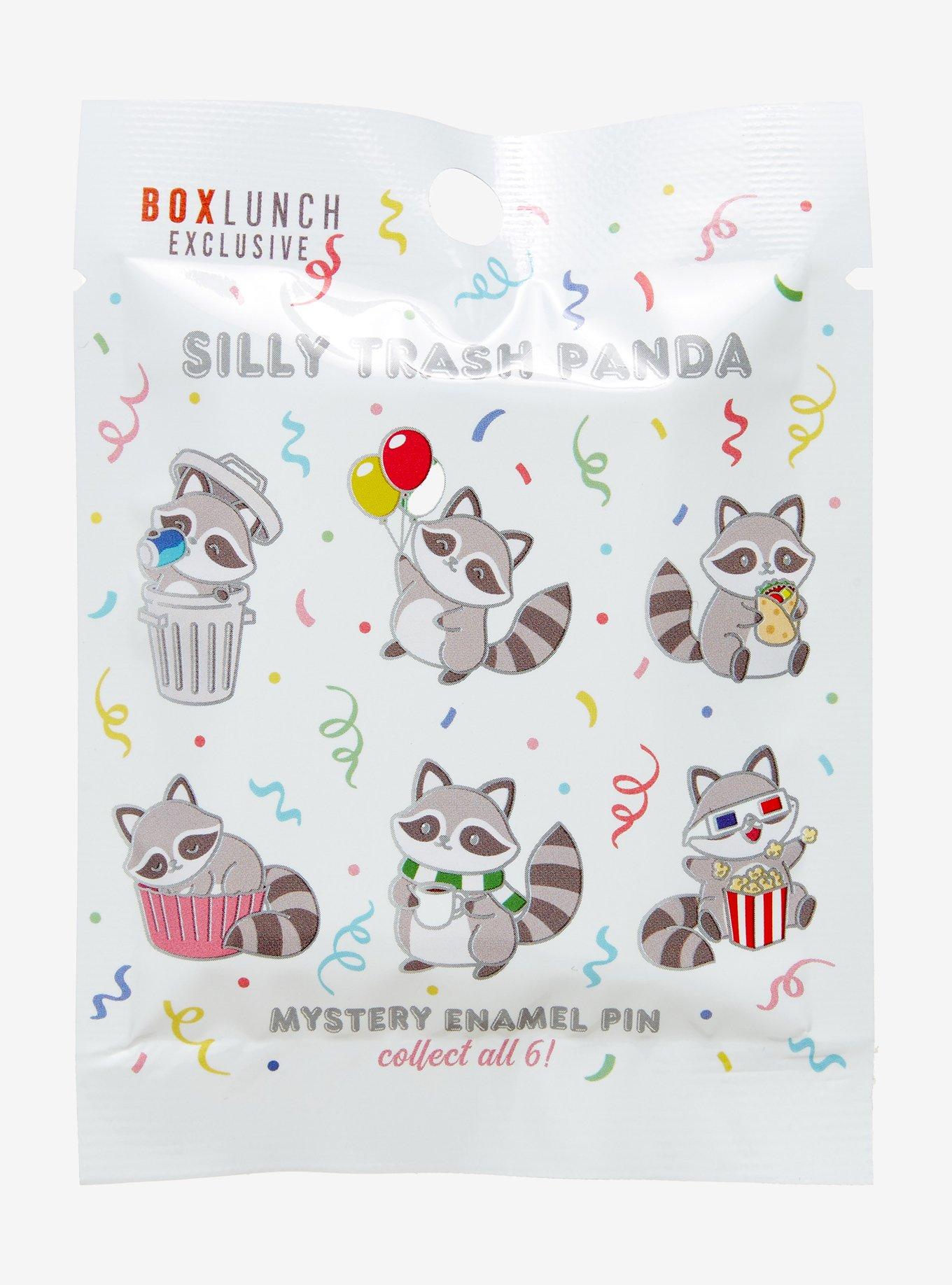 Pin esmaltado sorpresa Silly Trash Panda